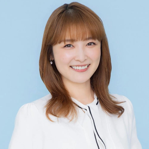 Ishikawa Rika (40 ans) / 2009-